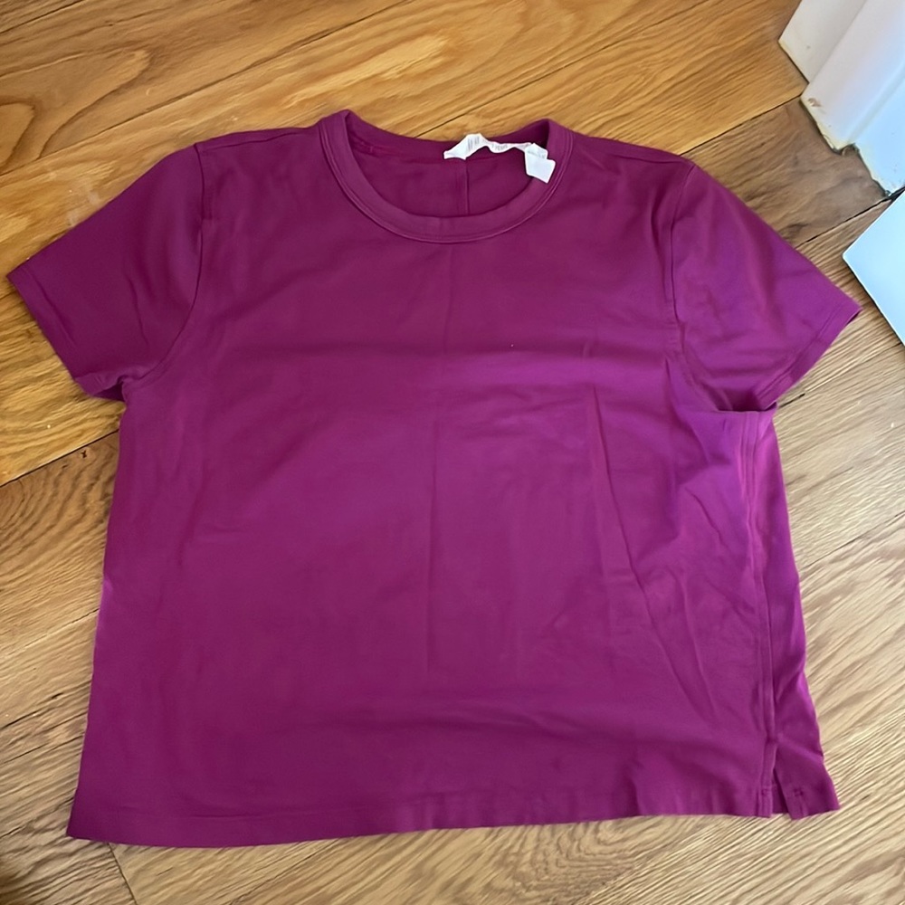 Lululemon short sleeve shirt